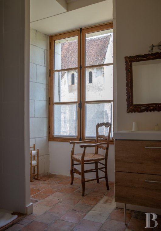 En Touraine, près de Loches, un ancien château-monastère et son domaine de 150 hectares - photo  n°21